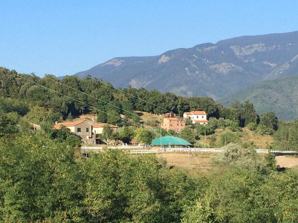 Vila Agriturismo Dei Legi San Pietro Vara Exteriér fotografie