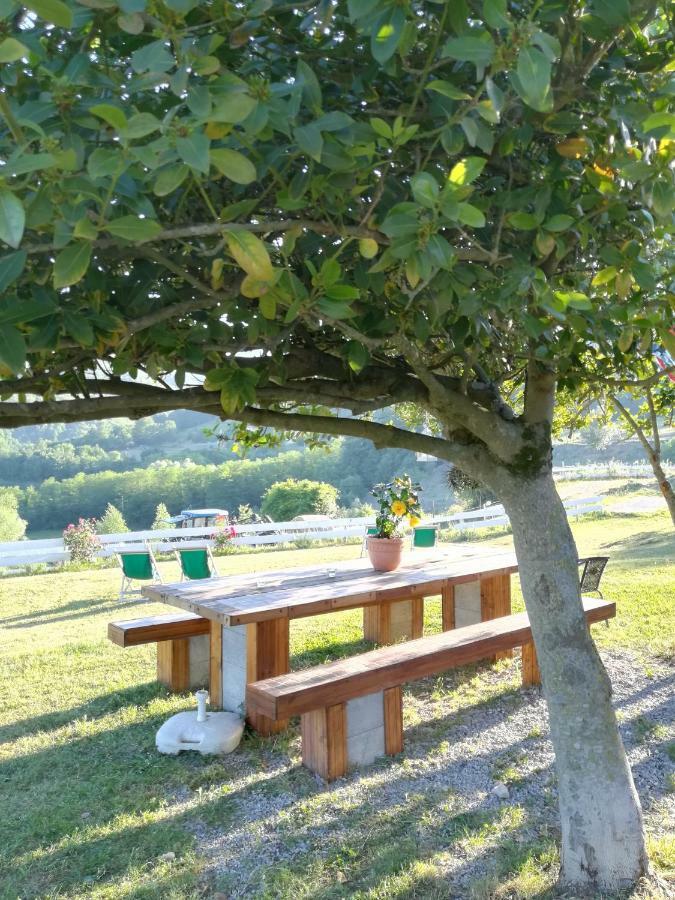 Agriturismo Dei Legi San Pietro Vara Exteriér fotografie